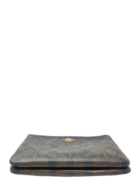 Clutch Monogram