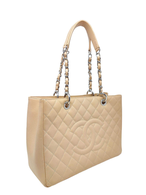 Cartera “Caviar Grand Shopping Tote”
