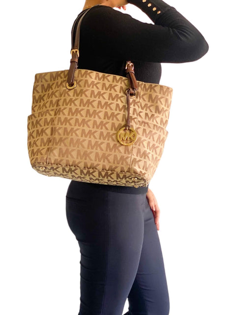 Bolso "Jet Set Traveler"