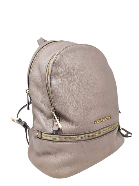 Morral Nude