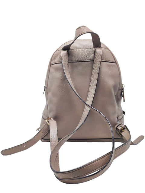 Morral Nude