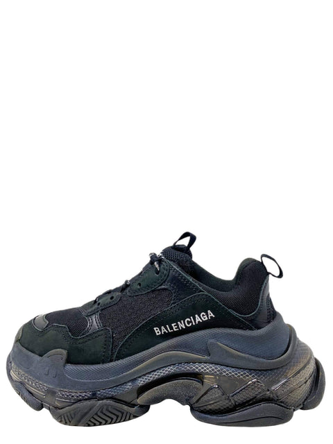 Tenis "Triple S"