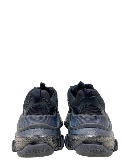 Tenis "Triple S"