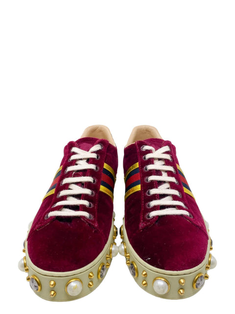 Tenis "Ace Velvet Sneakers in Burgundy"