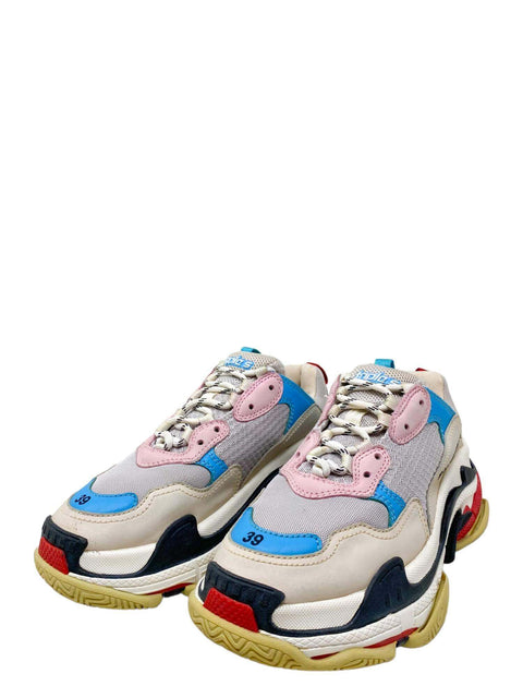 Tenis "Triple S"