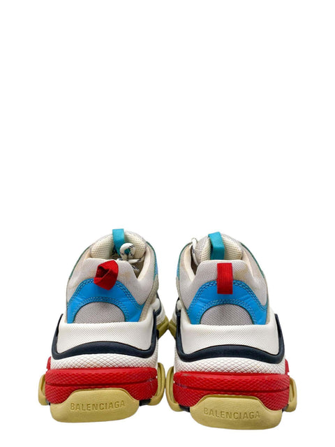 Tenis "Triple S"