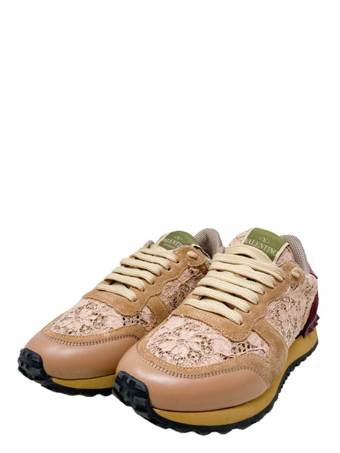 Tenis "Rockstud Accents Suede Sneakers"