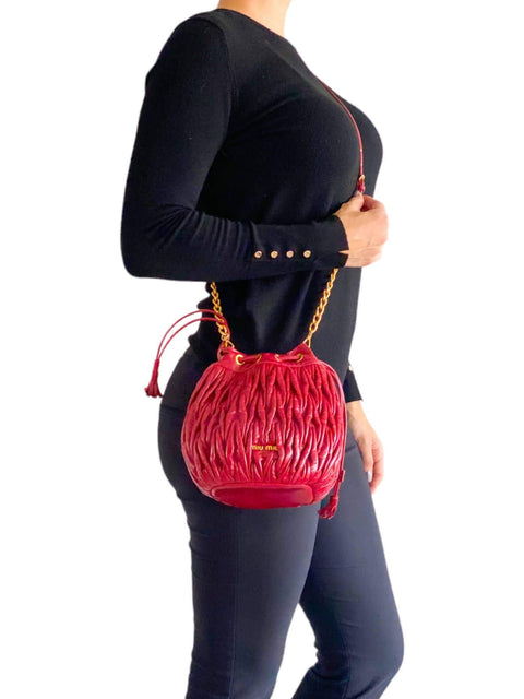 Bolso "Matelassé Nappa Leather Bucket Bag"