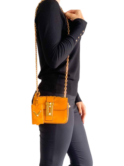 Bolso "Vitello B-Rockstud Shoulder Bag"